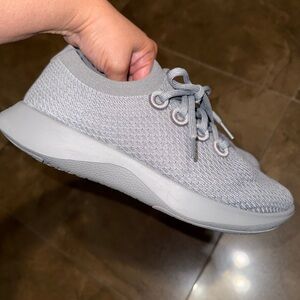 Allbirds Sneakers Women’s Gray Size 9.5 Like New Worn once